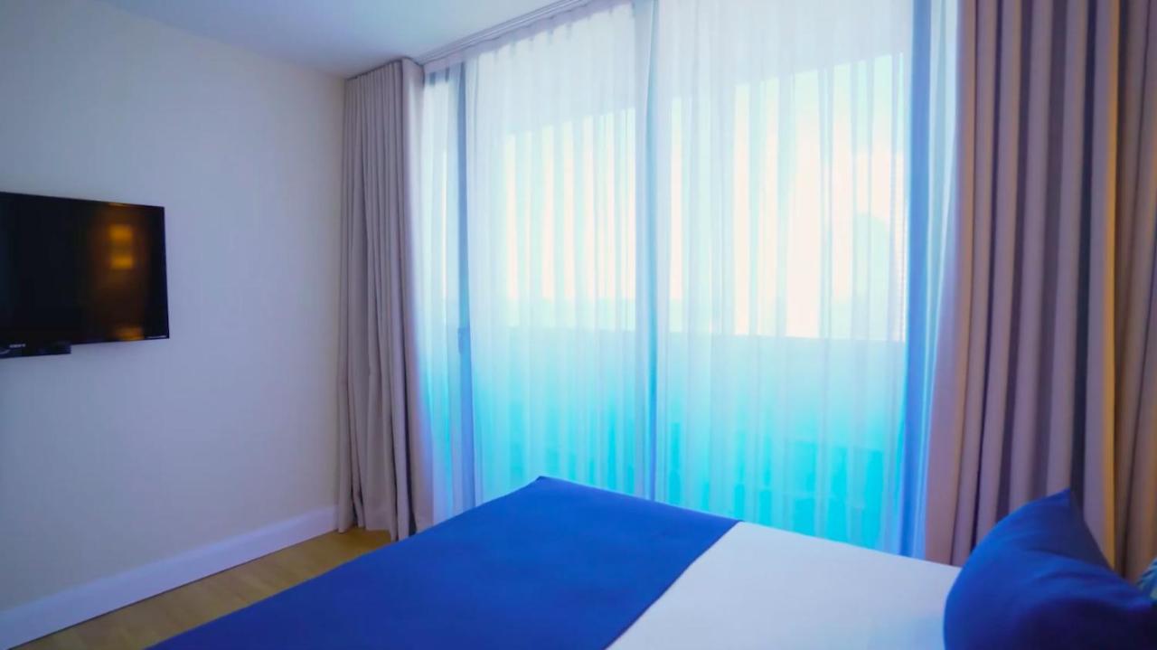 Aparthotel For Batumi Orbi City Exteriér fotografie